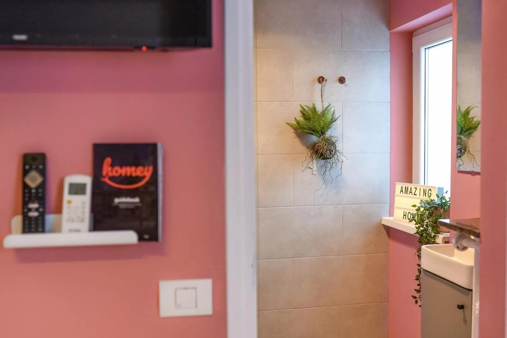 Apartment Piata Romana Modern Studio Bucharest