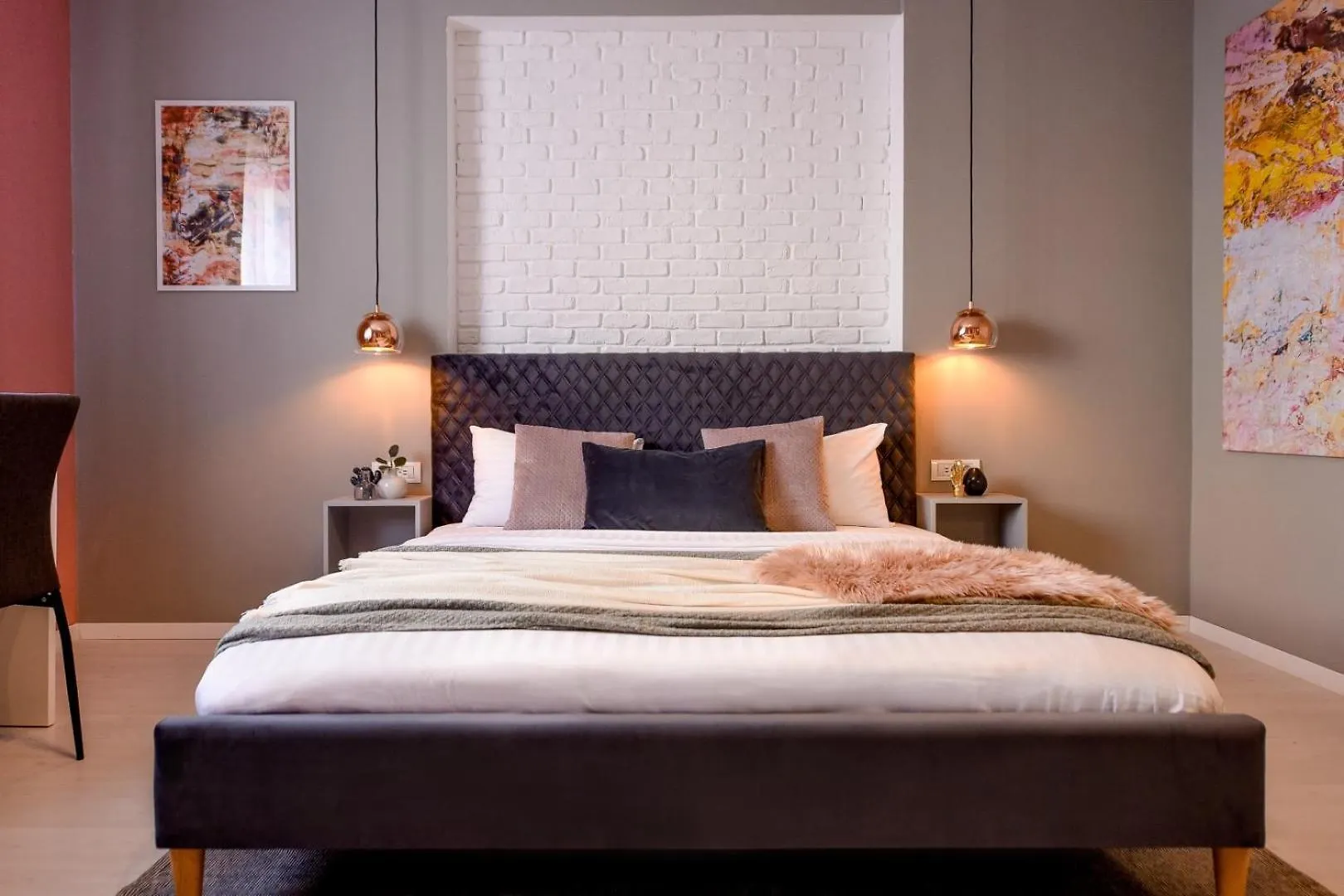 Apartment Piata Romana Modern Studio Bucharest