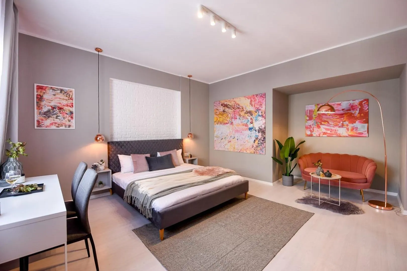 Apartment Piata Romana Modern Studio Bucharest Romania