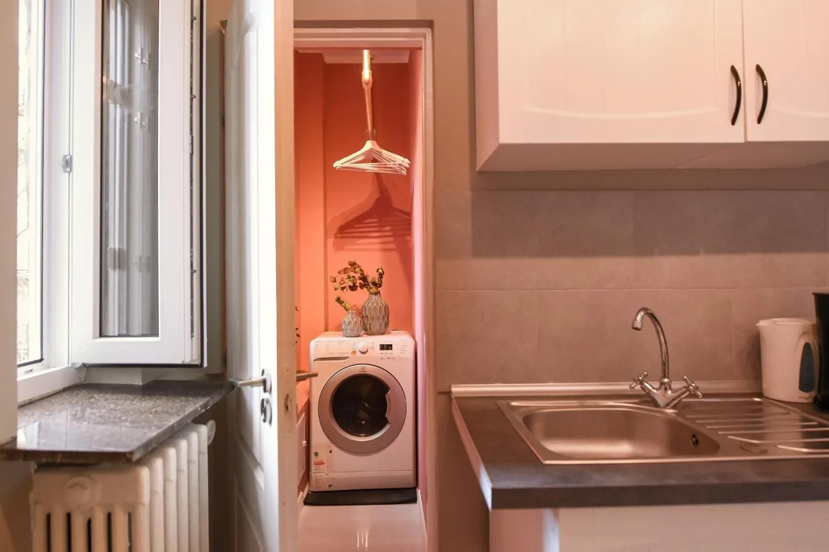 Apartment Piata Romana Modern Studio Bucharest
